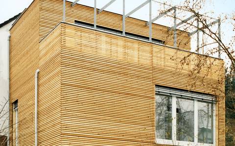 Bild: Ein Einfamilienhaus aus Holz hat eine unvergleichlche Atmosphäre